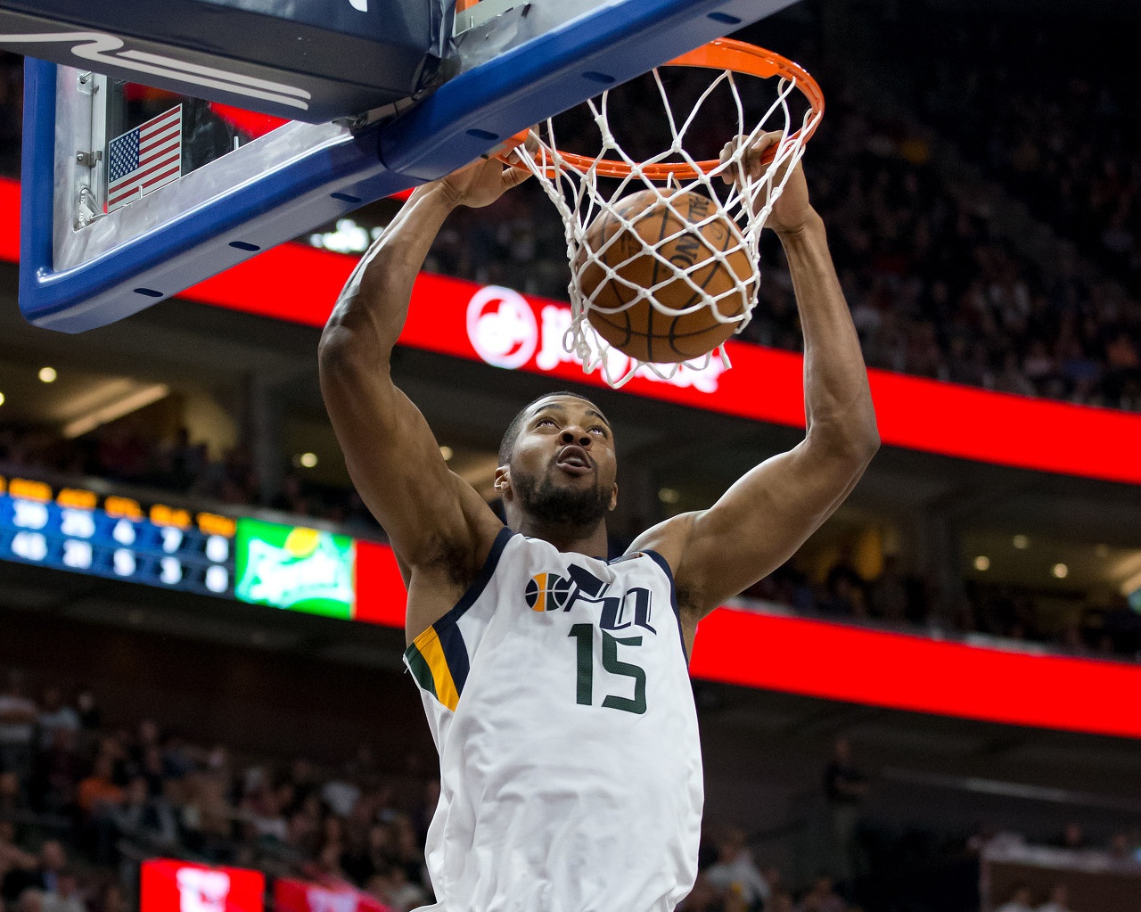 包含转会期犹他爵士备战葡超；刷新队史纪录细节曝光；悬念犹存；细节决定成败的词条