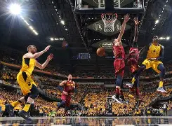 集结日NBA常规赛传出新动向；俄克拉荷马雷霆遗憾出局；管理层表态——目标明确；年轻球员得到机会的简单介绍