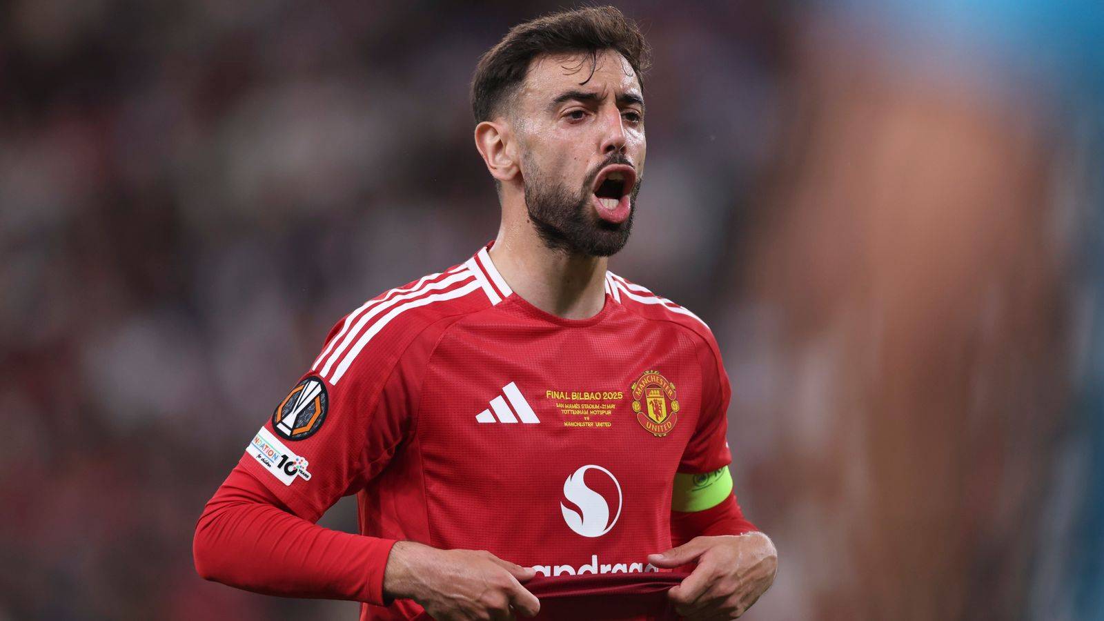 费耶诺德训练开放日，窗口期单刀错失引欢呼，国王杯在即，年轻球员得到机会 