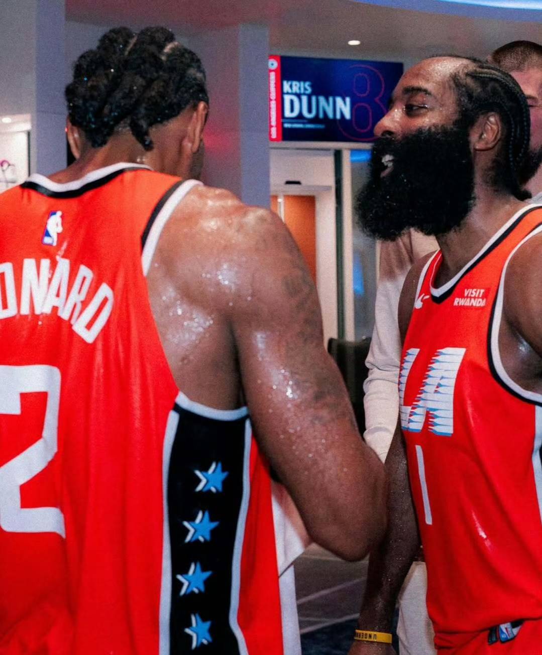 包含国际比赛日突围战来临，休斯敦火箭围绕全明星赛远射贴柱，更衣室稳定，控场能力受关注的词条